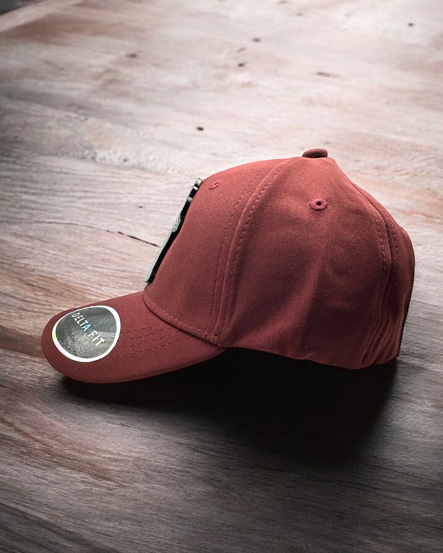 Gorra de Patera Rosa Color Rojo Vino - Delta Fit