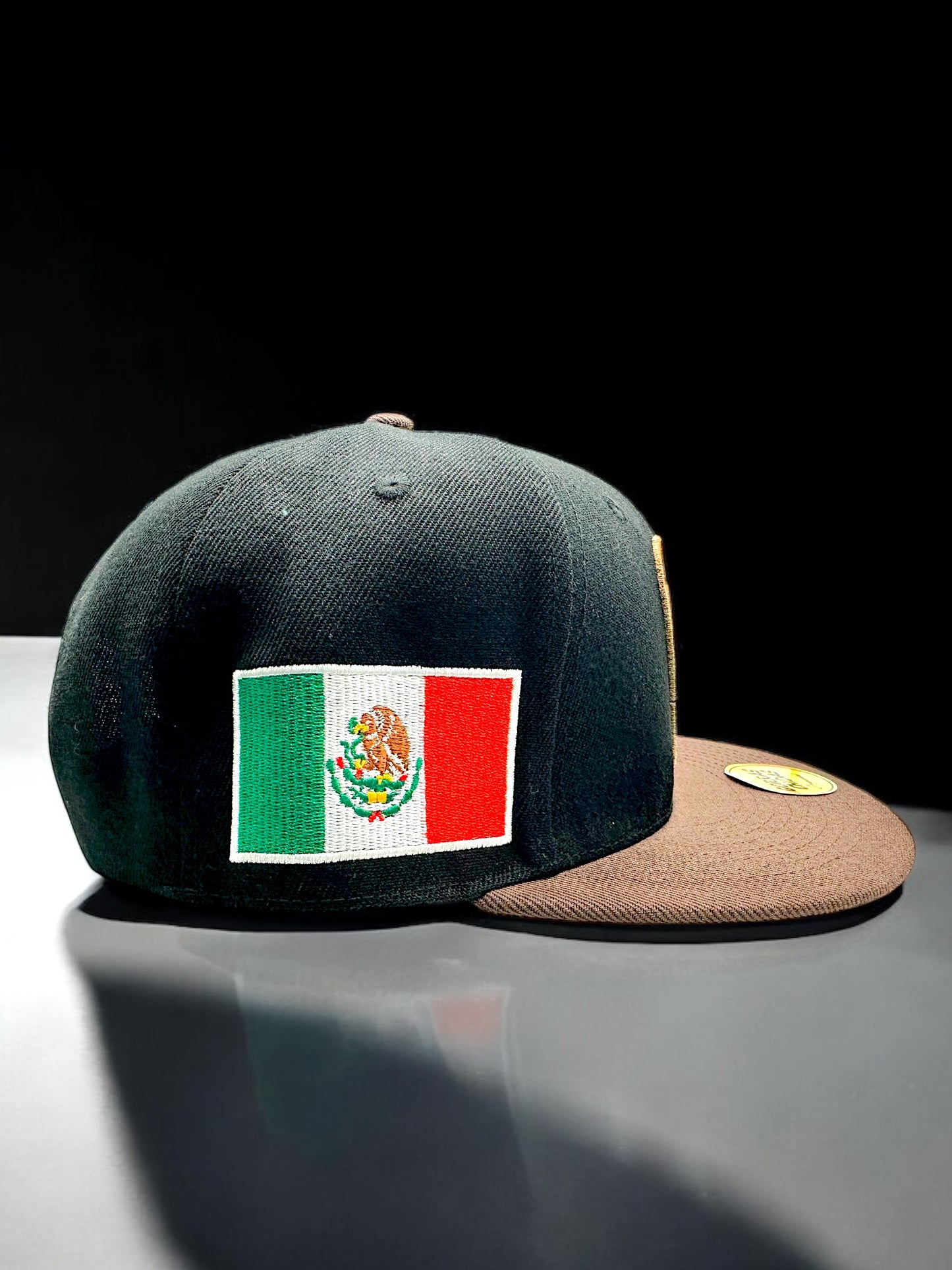 Gorra de Mexico color Negro y Cafe