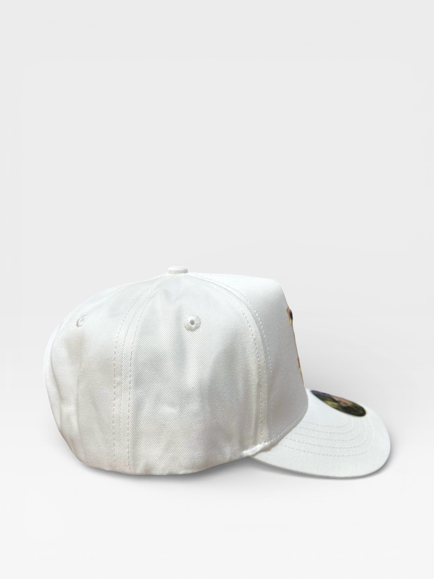 LA - Hat with flower Embroidery