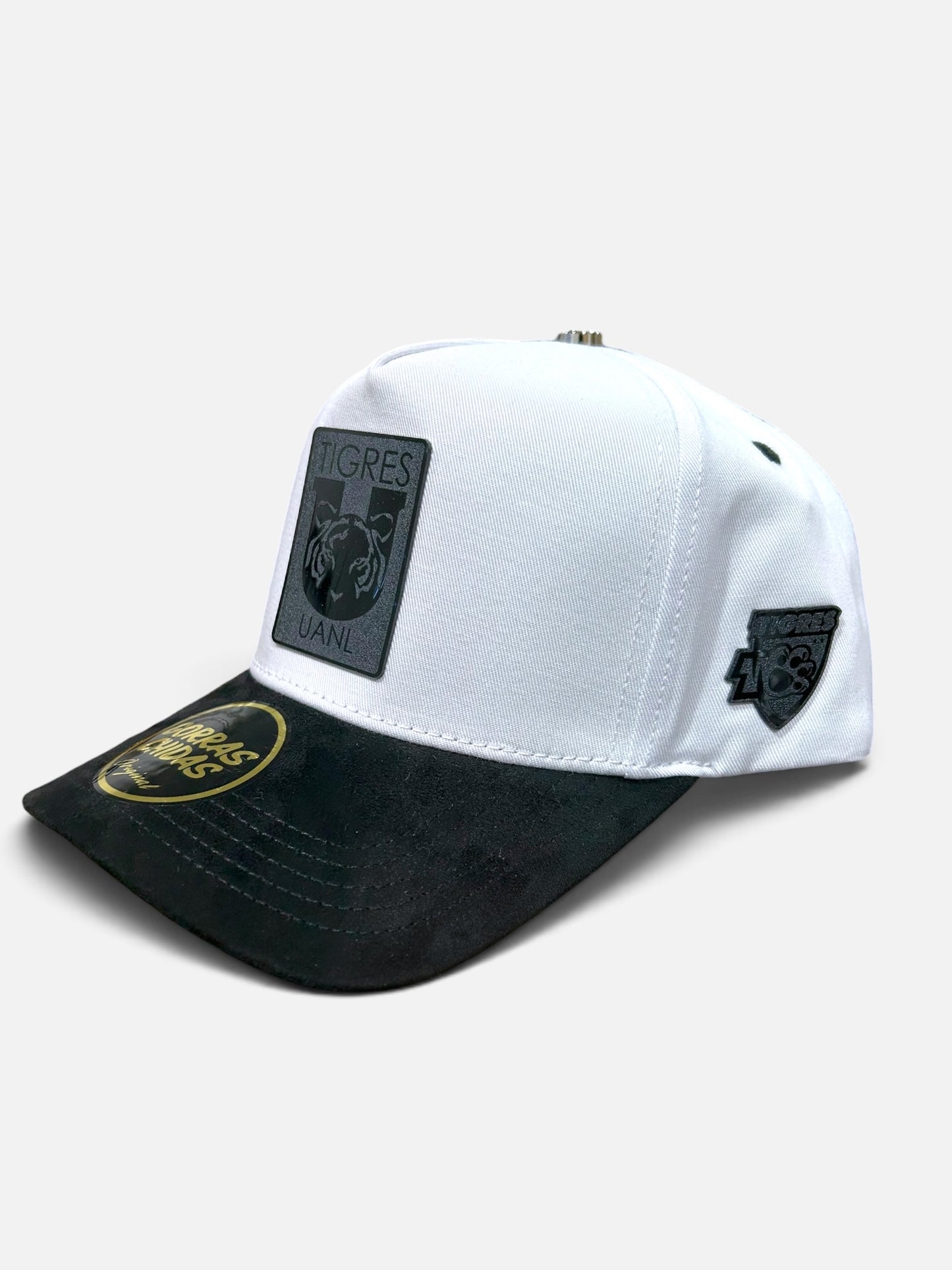 “Tigres” UANL in White/Black with Black Plate