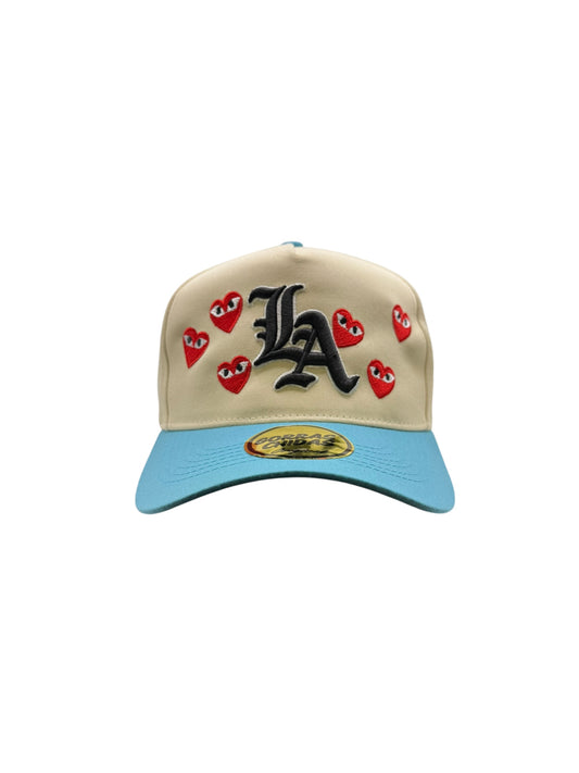 “LA” Corazones Estilo 1